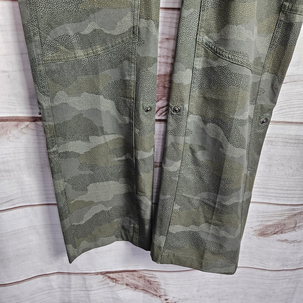KUHL Splash Roll-Up Pants Womens 4 Reg Green Camo Dot Print Cargo Hiking Outdoor - Picture 6 of 14